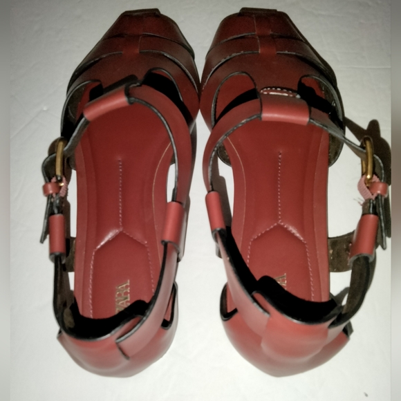 Zara (Size 39) Burgundy Wine Faux Leather Strap Buckle Flat Fisherman Sandals - Picture 6 of 14